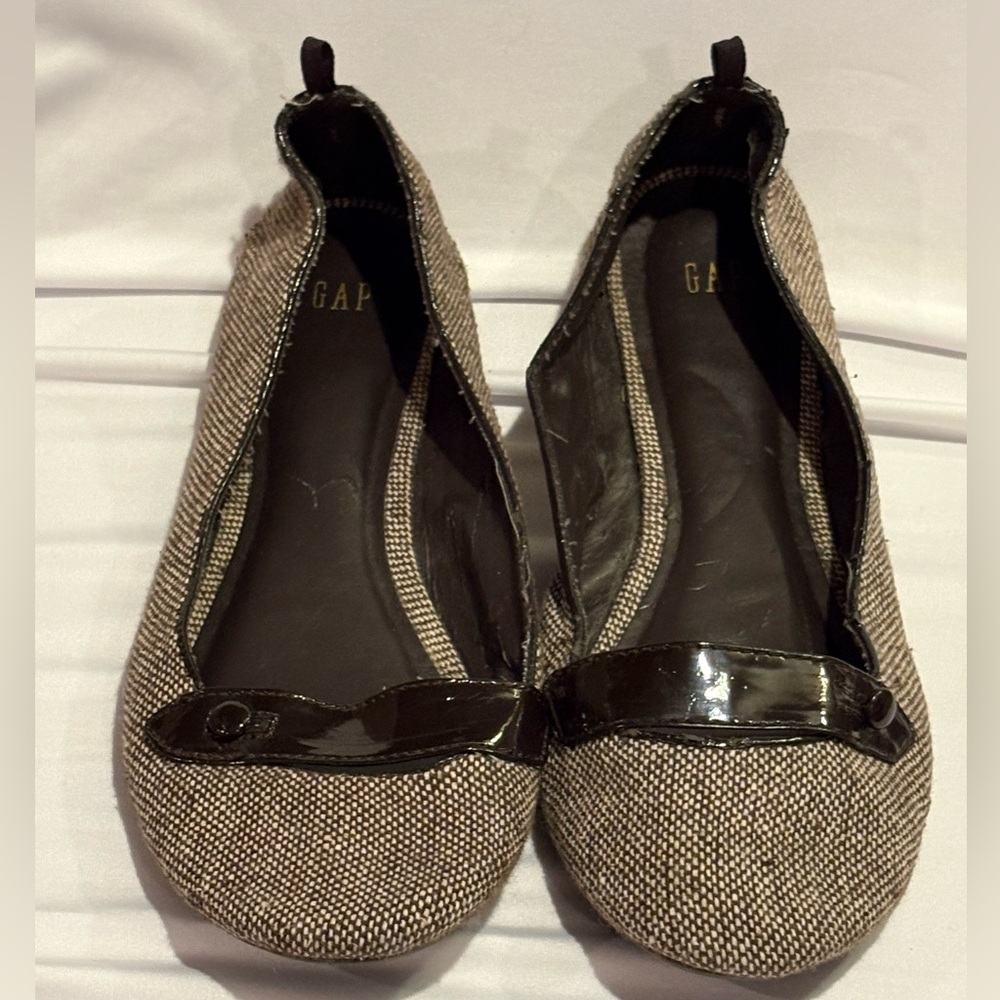 GAP ballet flat